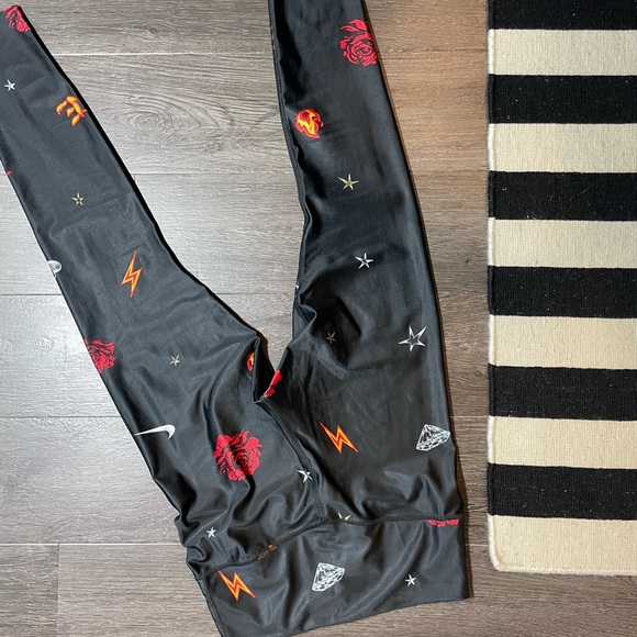 NIKE LEGGINGS - Picture 3 of 3